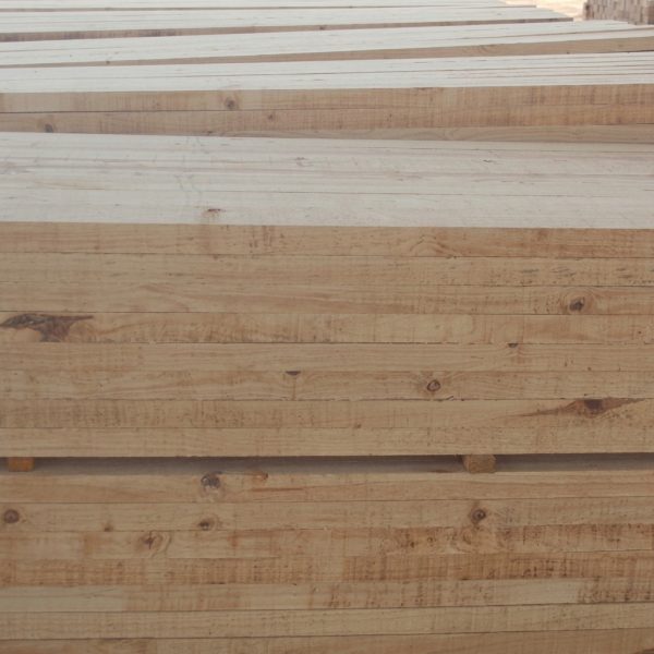 Madera aserrada